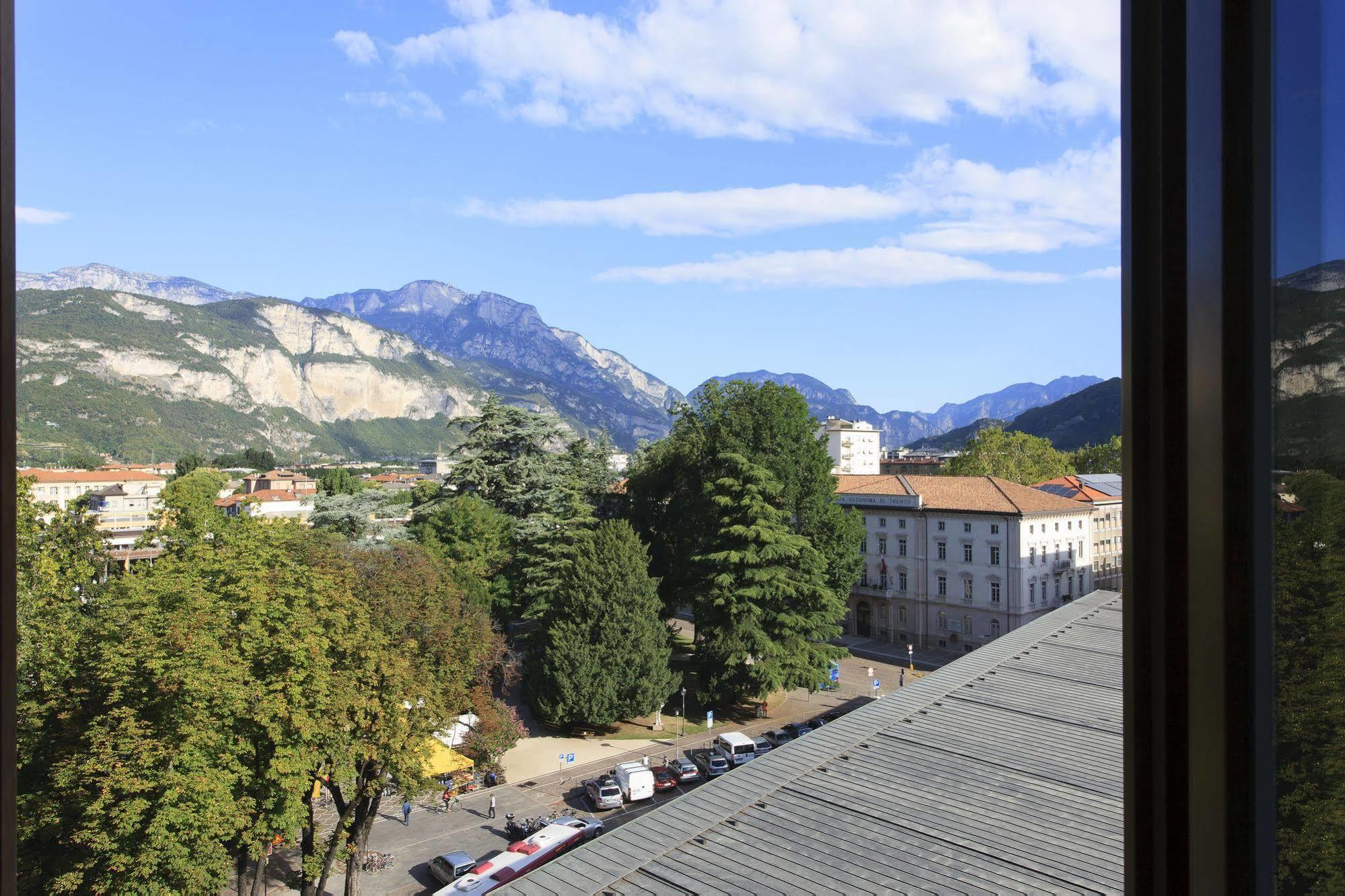 Grand Hotel Trento Exterior photo